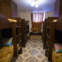 Односпальная кровать в хостеле Барнаула по низкой цене
