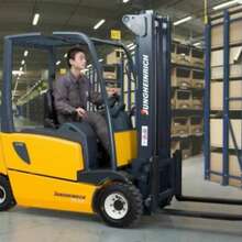 Водитель автопогрузчика