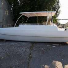 Катамаран прогулочный Кайман-800 на 12-20 человек