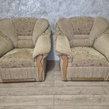 2 кресла в хорошем состоянии