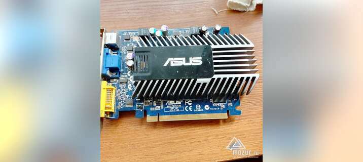 Видеокарта ASUS NVIDIA GeForce 8400 GS 512МБ DDR2 в Сочи
