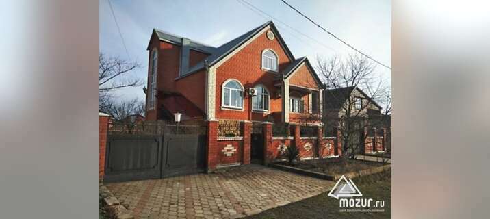 Дом 324 м² на участке 9 сот. в Славянске-на-Кубани