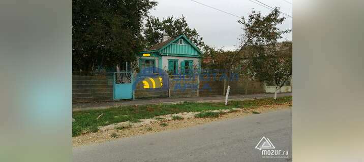 Дом 33 м² на участке 14 сот. в Крымске